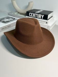 ลำลอง หมวกคาวบอยผู้ชาย Western Jazz Sunshade ทุ่งหญ้ามองโกเลียหมวกพักผ่อน ฤดูใบไม้ผลิ ฤดูใบไม้ร่วง ฤดูหนาว สตรีทสไตล์ Youth Round เสื้อท่อนบน