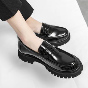 Heel Elevated Mens Loafers 黑色