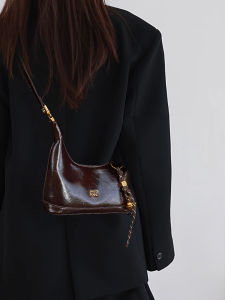 Café Brown Fashionable Womens Handbag Single Shoulder Crossbody Bag Luxury Minimalist Design Soft Polyester Lining Zipper Closure