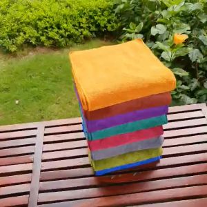COMBO 5 Khăn lau ô tô xe hơi lau bếp lau kính lau tay siêu thấm hút không đổ lông sợi Microfiber nhiều size.