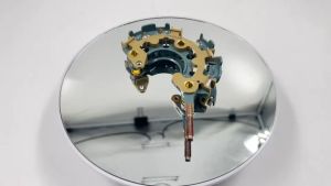 แผงไดโอด Toyota Tiger D4D Vios แรกรูป 80A หลักแบน 6mm และมีเว้า Vios Gen1 ที่ดีที่สุด ฝาเหล็ก ฝาเหล็กสำหรับไดตะกร้อ 8 เม็ดไดโอด และ 8 เม็ดเต็ม #INR5028