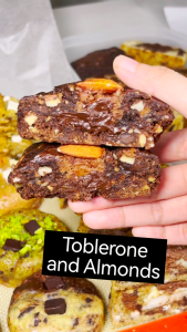 Chunky Chocolate Cookie with Variety of Flavors | Big Palm-Sized | 100-110g each | Fast Shipping