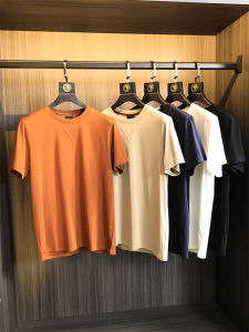 Luxurious Silk-Like Summer Mens Cotton Blend Breathable round Neck Short Sleeve T-Shirt Soft to the Touch Modern Urban Style