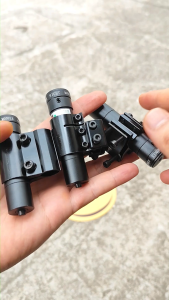 Đèn Laze Laser Đo Khoảng Cách D11 Pin Sạc Dùng Trình Chiếu Sáng Đỏ hoặc Xanh Lá - Đô Shop