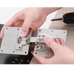 Miếng thép sửa bản lề tủ miếng sửa bản lề tủ tấm thép sửa bản lề - Inox không gỉ -Tặng kèm 6 vít - BeloveShop
