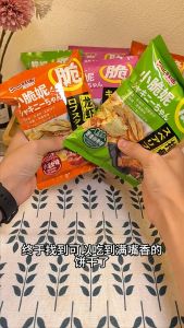 小脆妮 葱香排骨味泡菜味小龙虾味饼干90g/Scallion pork ribs flavor kimchi flavor crayfish flavor biscuit 90g