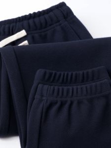 กางเกงวอร์มทรงหลวมสไตล์ลำลองสำหรับฤดูใบไม้ร่วงและฤดูหนาวสำหรับผู้ชายและผู้หญิง สีน้ำเงินม้าลายขวาง กางเกงขายาวทรงหลวมเอวยางยืดพร้อมเชือกผูก