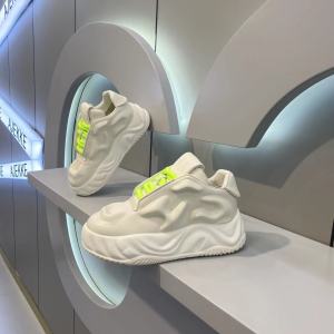 Mens Casual Shoes Soft Bottom Dad Sneakers Thickened Autumn Winter New Style Warmth Increasing Leisure Footwears for Youth