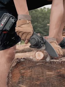 Máy cưa pin Máy cưa xích dùng pin C6