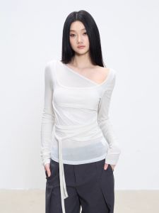 withmin | Áo Thun Nữ Ôm Dáng Màu Trắng cho Mùa Thu