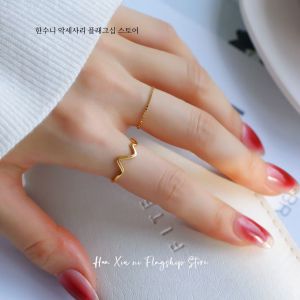 HANXIUNI | Deluxe Minimalist Designer Ring Square Wave Design