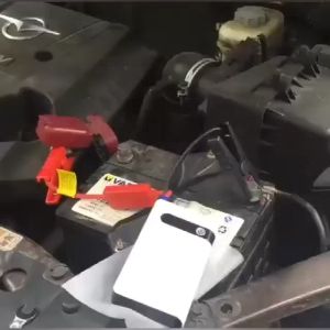 【ราคาเคลียร์สต๊อก】จั๊มสตาร์ทรถยนต์ เครื่องชาร์จรถยนต์แบบพกพา จััมพ์สตาร์ท อุปกรณ์ช่วยสตาร์ทรถยนต์ จั๊มสตาร์ทรถยนต์ จั๊มสตาร์ท jump start powerb*ank（COD）