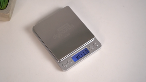Timbangan Dapur 3kg Digital Scale Akurasi 0.1g Kitchen Baterai Digipounds i2000