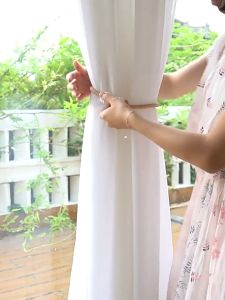 Klip Tirai Magnetik Mutiara: Solusi Penahan Tirai & Pengikat Gorden