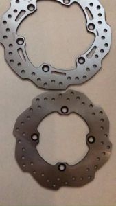 ĐĨA THẮNG KIỂU ZIN MỚI CHO HONDA WINNER V X VÀ ĐĨA SAU CHO SH Ý TRƯỚC 2007DYLAN@ RÁP LÊN ZIN THEO XE