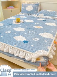 Kiss Dear | Floral Edge Coral Fleece Quilted Mattress Protector Single Piece