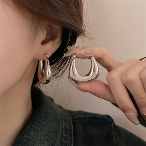 【PrettySet】Fashion Lady C Earrings Round Circle for Woman Geometric Earrings Elegant Women Metal Earring Trendy Jewelry