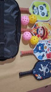 Vợt Pickleball Trẻ EmNgười Lớn Sợi Carbon Cao Cấp Đại Nam Sport + Kèm Túi Chống Sốc Và 4 Bóng