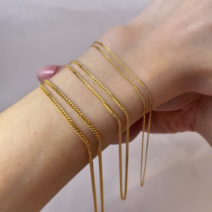 Weng Kwong Solid 916 Gold Machine Carved Curb Necklace 3C0150