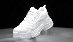 COD  Kasut Ayah Musim Luruh Kasut Sukan Putih Bera Lelaki Kasut Penambahan Tinggi Kasut Baru  CNN