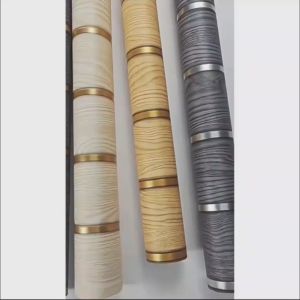 WALLPAPER DINDING RUANGAN STIKER DINIDNG DEKORASI KAMAR MOTIF PANEL ABU MUDA GARIS GOLD 45CM X 8M