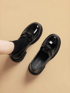 Josiny | Glossy Heel-increasing Loafers