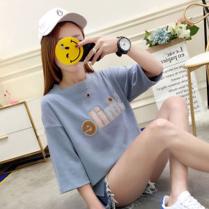 QJshop รุ่นนี้คือดีเสื้อยืดปักลายข้อความอักษรภาษาอังกฤษแขนสั้นคอกลม น่ารักมากสาวคนไหนยังไม่มีติดตู้ต้องห้ามพลาดเลยนะ