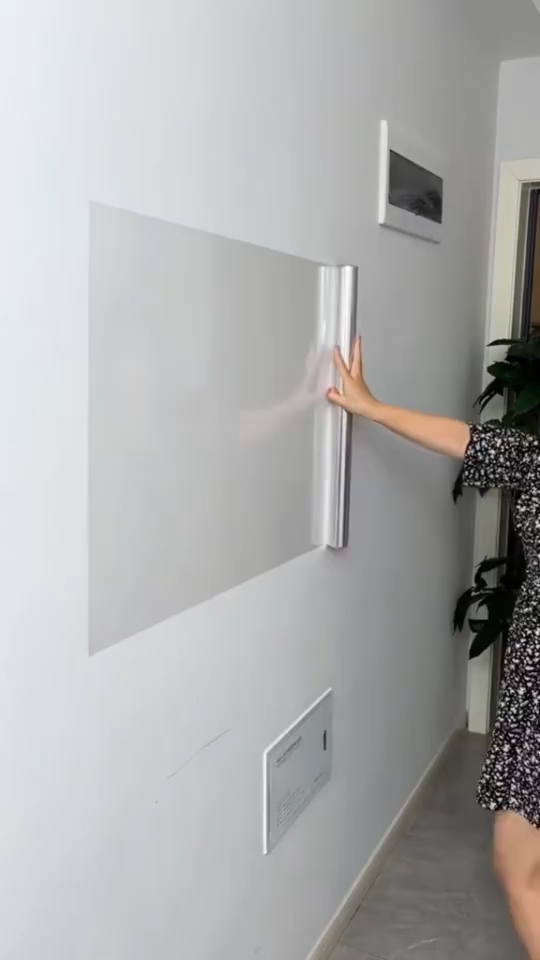 Phim decal dán bếp bảo vệ tự dính cho mặt bếp. Chịu nhiệt độ cao trong suốt chống dầu mỡ và dễ lau chùi