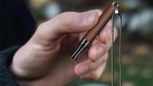 Wooden Smoking Cessation Device Whistle Necklace with Flavored Essential Oils Stress Relief Health and Smoking Cessation