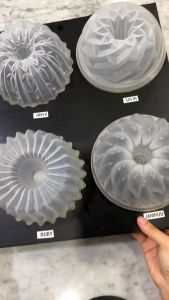 TERMURAH Cetakan Puding Medium Isi 4 Pcs Plastik Premium / Cetakan Bolu loyang / Cetakan Agar-agar