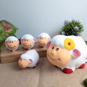 ของแต่งสวน 1 ชุด มี 5 ตัว แกะเซรามิค ชุดครอบครัวแกะ ตุ๊กตาเซรามิคแต่งสวน แต่งบ้าน สวนหย่อม