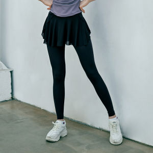 เสื้อผ้าโยคะสำหรับผู้หญิง 2025 ใหม่ ชุดออกกำลังกายฟิตเนส Pilates แขนสั้นพร้อมแผ่นรองหน้าอก ชุดฝึกซ้อม ความรู้สึกระดับไฮเอนด์