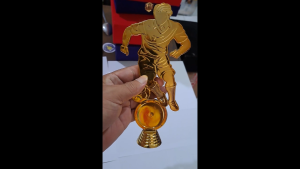 Piala Figur FN149 BOLA (20 pcs) Kepala Piala Murah