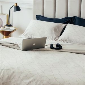 FRILLOW ชุดปลอกผ้านวม/ผ้าปูที่นอน 800TC Cotton Silk | นุ่ม เย็น หรูหรา ป้องกันไรฝุ่น | 7 ลาย | 3.5/5/6 ฟุต Premium Bedding Set