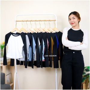 676# เสื้อยืดแฟชั่น คอกลมแขนยาว แต่งสีทูโทน ผ้าร่องเล็ก  เอวจั้ม ทรงรัดรูป ระบายอากาสได้ดี