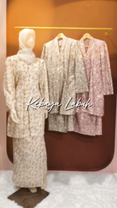 Nanees Telekung Set Kebaya Sulam Labuh Bunga Besar
