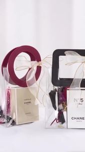 PVC Transparent Handbag: Portable Makeup Bag & Gift Bag Solutions
