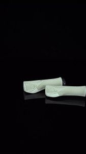 ENLEE | Tay Nắm Xe Đạp Enlee MTB Có Khóa Giảm Xóc Mềm Chống Trơn Trượt Bao Tay Lái Xe Đạp Leo Núi Giúp Nâng Cao Trải Nghiệm Đạp Xe
