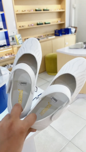 Hebeca Sepatu Wanita Perlengkapan Haji Umroh Putih Exclusive Pantofel Wanita Pantofel