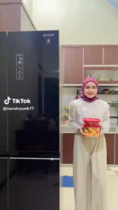 Tupperware รุ่น ขวดโหล Ultra Clear ใส่ขนม อาหารแห้ง (เลือกขนาด)