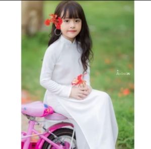 Áo Dài Trắng + Quần Lụa cho Bé 4-6 tuổi. Chất lụa mềm xịn