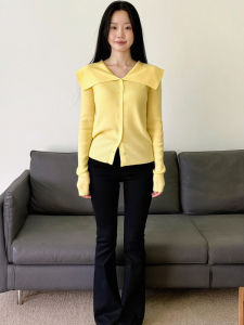BINKAFENNY | เสื้อคาร์ดิแกนถักคอพันรอบสีเหลืองสำหรับผู้หญิงในช่วงฤดูร้อน เสื้อเชิ้ตคอปกพับสไตล์เกาหลีที่ไม่ซ้ำใครพร้อมกระเป๋า
