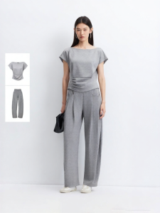 Vero Moda | Ruffled Button Waist T-Shirt with Straight Pants Outfit