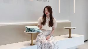 （Malina in stock）Cartoon Little White Bear Fully Automatic Folding Umbrella UV Protection Mini Pocket Umbrella Small Portable Suitable for Rain or shine