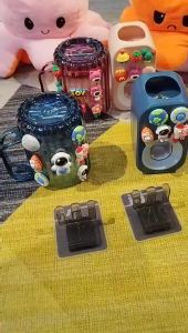 Kệ để bàn chải nhả kem đánh răng tự động thông minh giá treo cốc gấu dâu và phi hành gia dán tường cho bé trai bé gái dùng cho nhà tắm