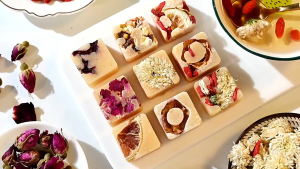 Teh Gula Batu Bunga Krisan Kering Asli Dan Madu Herbal Sehat / Chrysanthenum Flower Honey Tea Cube