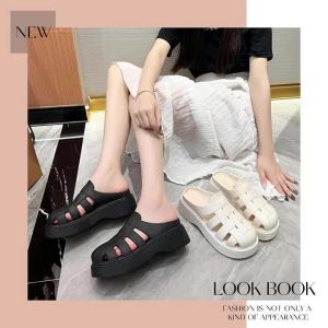 รองเท้าแตะหญิงใหม่สำหรับฤดูร้อน พื้นฟูหนาพิเศษ หัวปิดมิดชิด ดีไซน์โรมันคลาสสิกช่วยให้ขาดูยาวขึ้น สวมใส่ได้กับทุกโอกาส