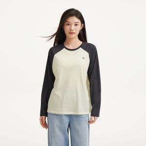 Hotwind | Vintage College Style Raglan Sleeve Womens Long Sleeve T-Shirt