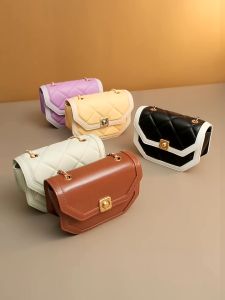 100% Original Charles & Keith Women Quilted Chain Link Crossbody Bag Avis Geometric Shoulder Bag 20671406