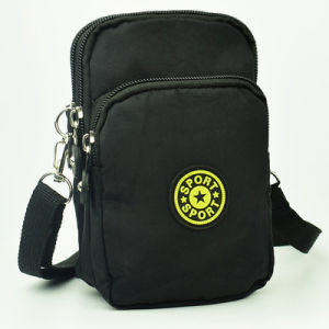 กระเป๋าโทรศัพท์มินิแนวตั้งสําหรับผู้หญิงพร้อมซิปเปอร์สามชั้น วัสดุหมุนกันน้ํา Oxford อุปกรณ์แฟชั่นหลากหลาย